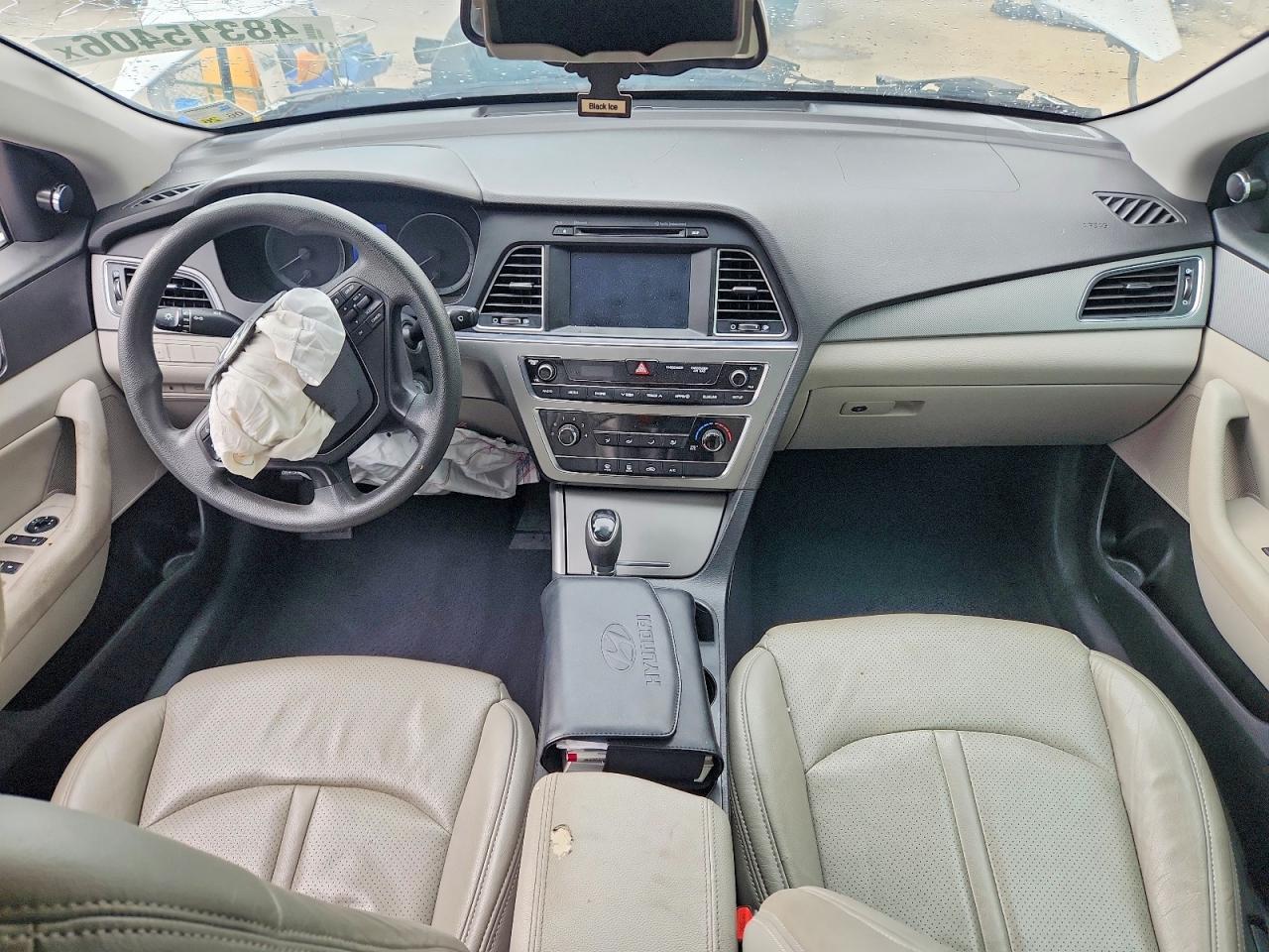 2017 HYUNDAI SONATA SE photo 15