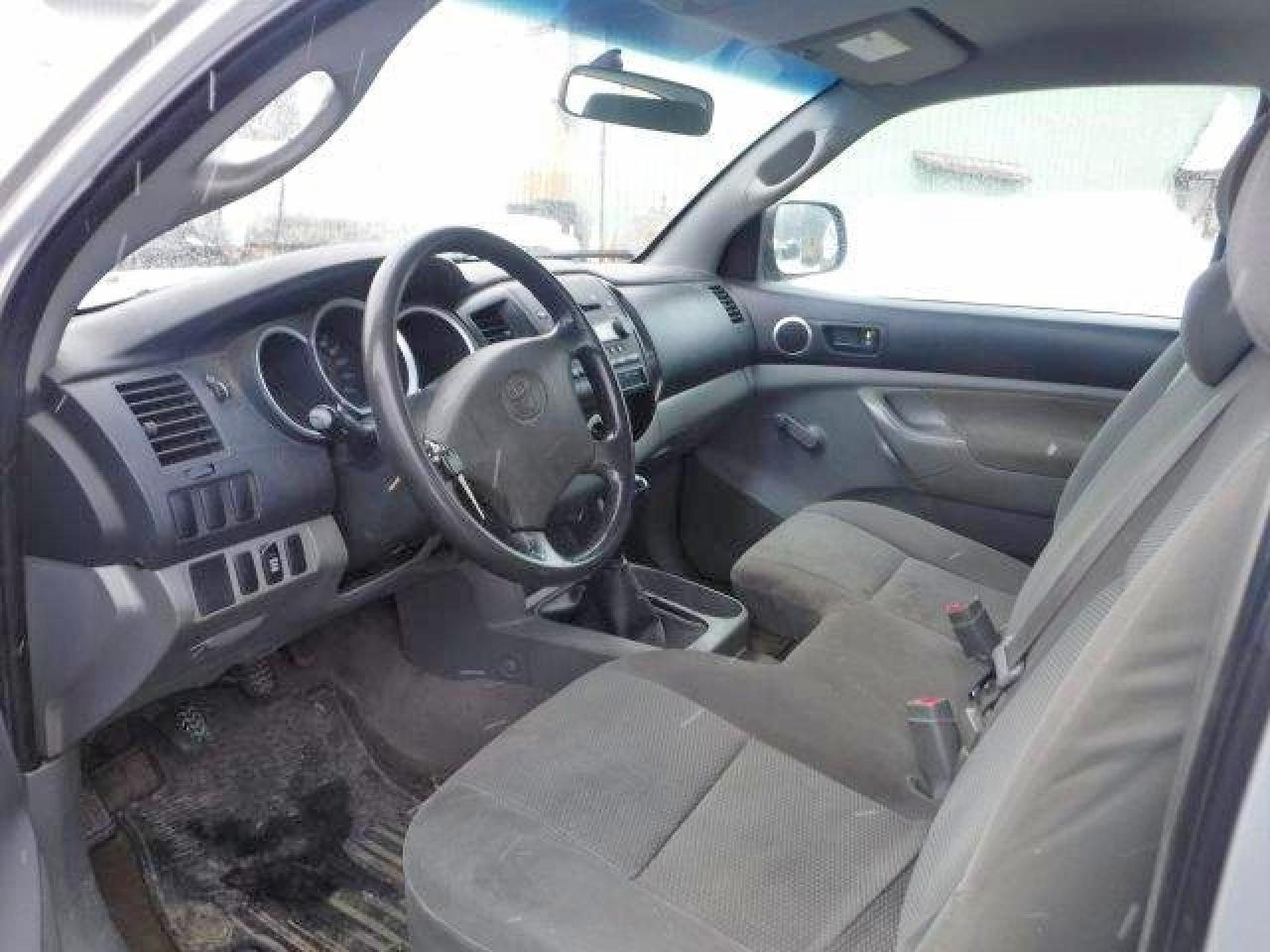 2008 TOYOTA TACOMA BASE photo 13