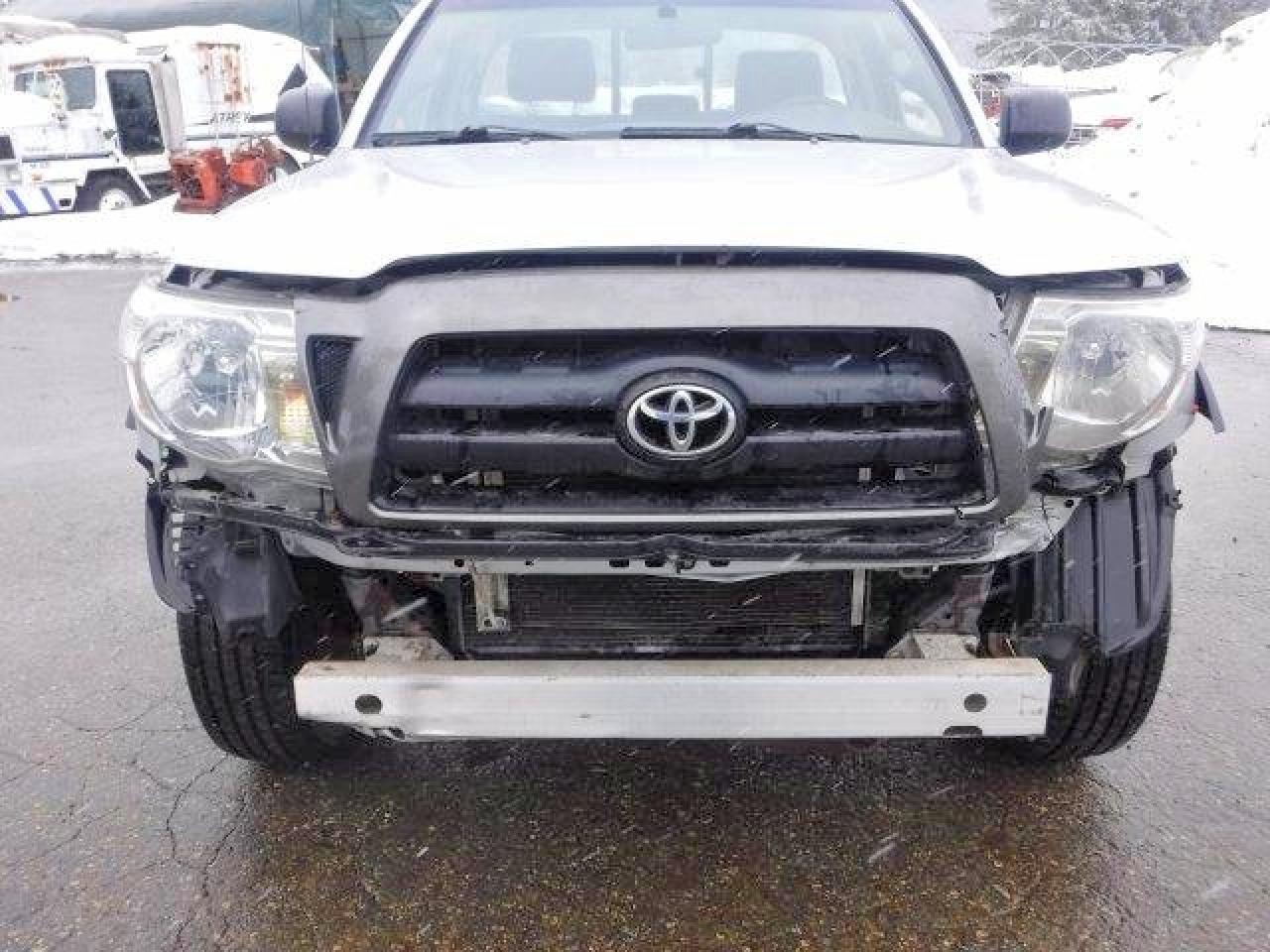 2008 TOYOTA TACOMA BASE photo 9