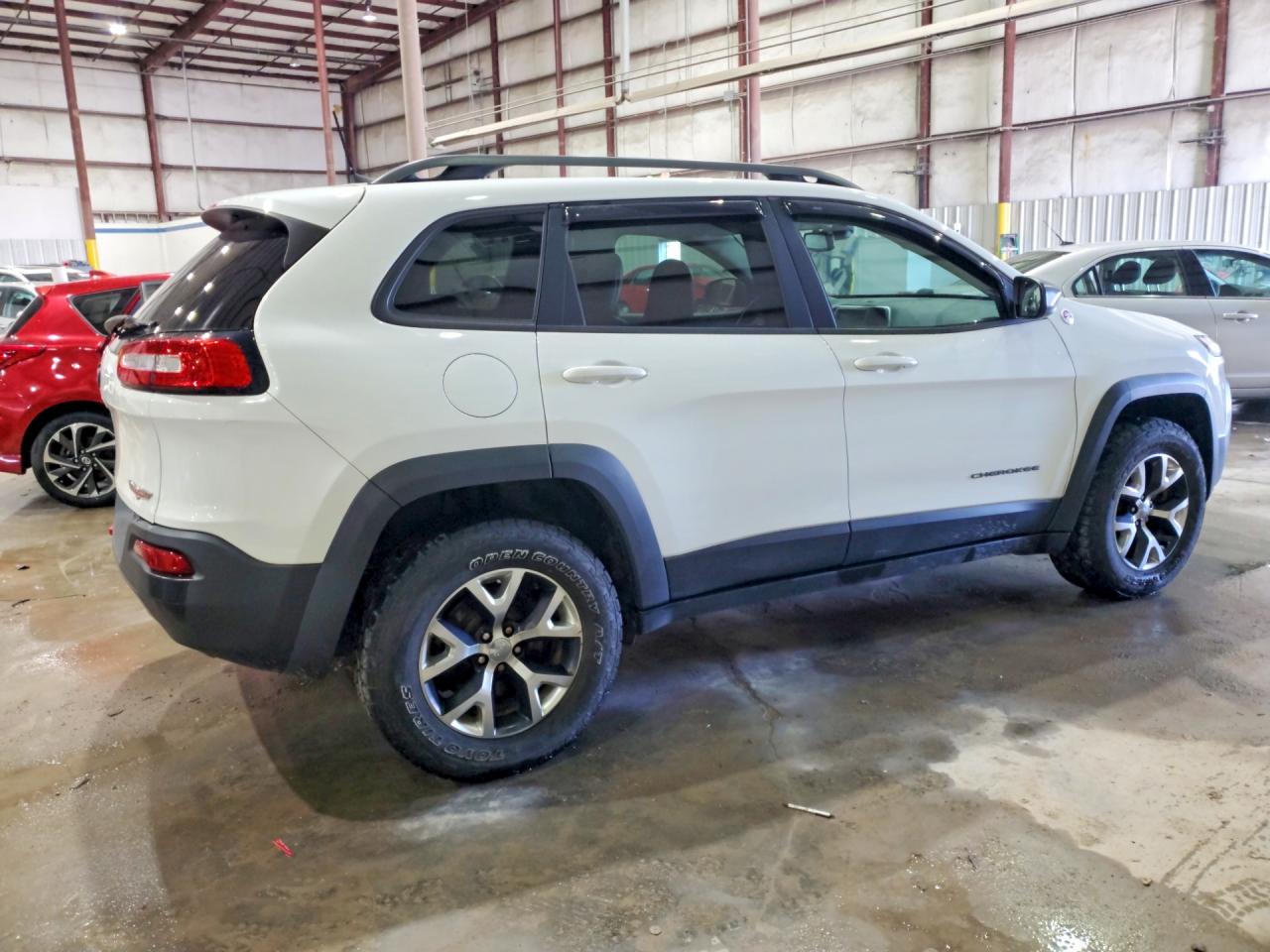 2017 JEEP CHEROKEE TRAILHAWK photo 3
