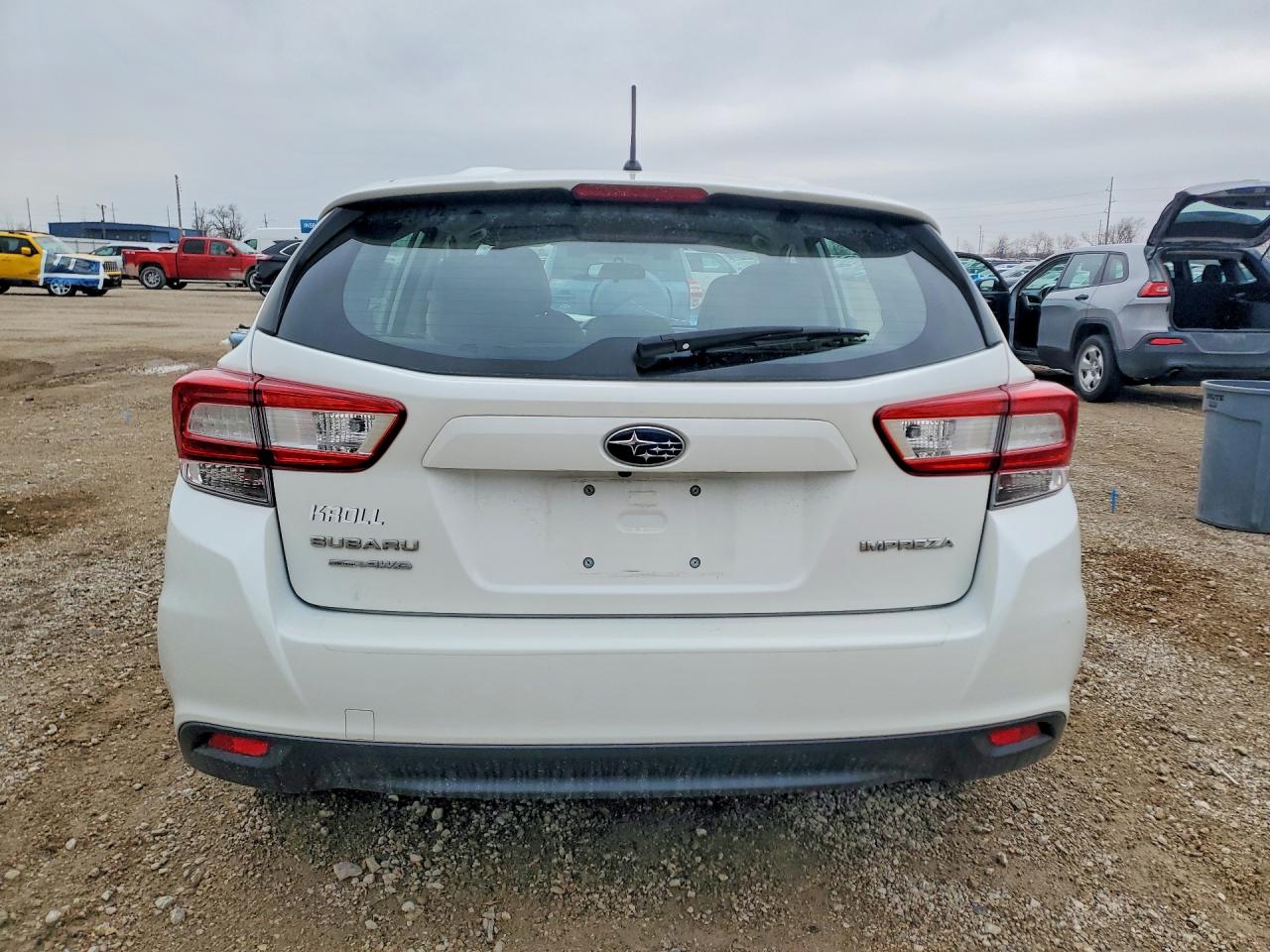 2019 SUBARU IMPREZA photo 11