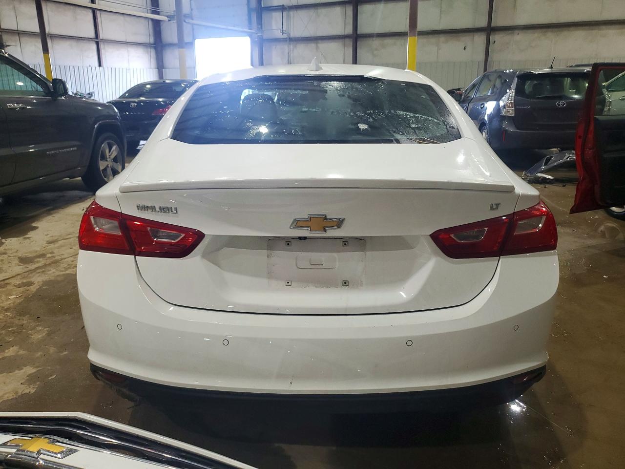 2017 CHEVROLET MALIBU LT photo 11