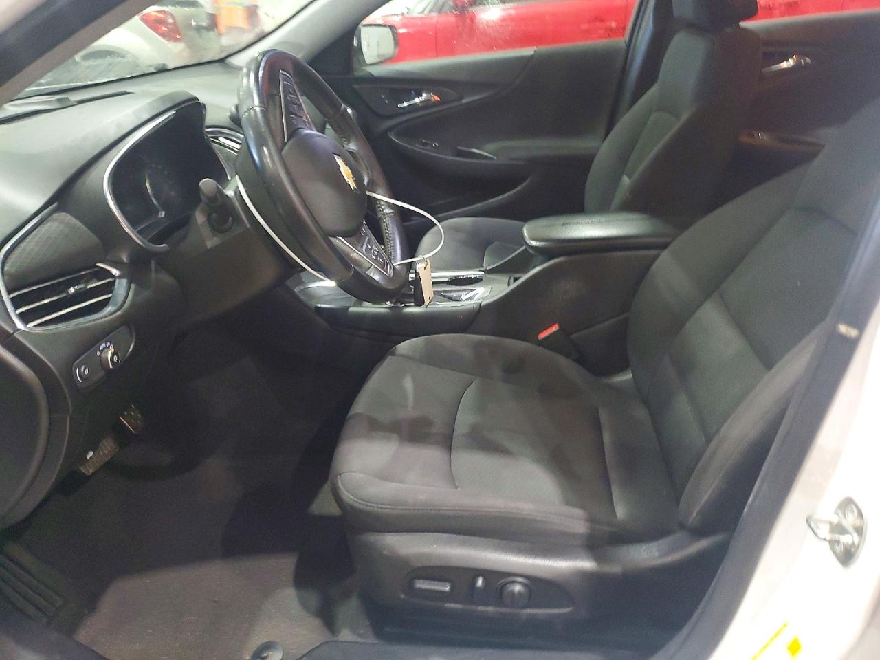 2017 CHEVROLET MALIBU LT photo 13