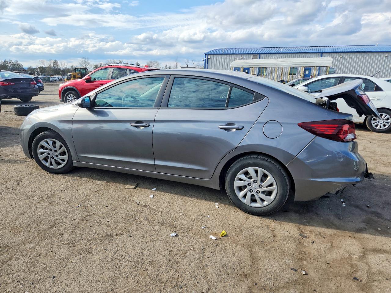 2020 HYUNDAI ELANTRA SE photo 2