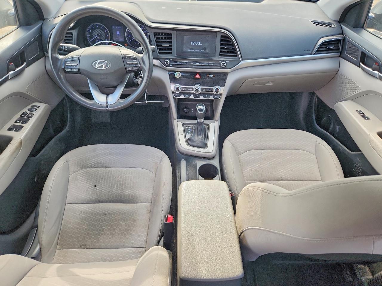 2020 HYUNDAI ELANTRA SE photo 8