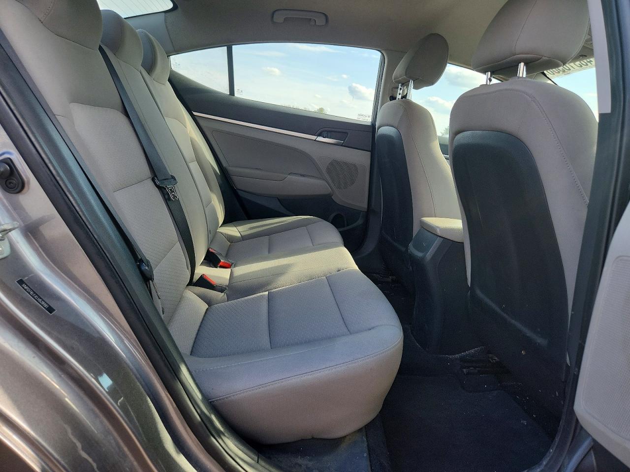 2020 HYUNDAI ELANTRA SE photo 10