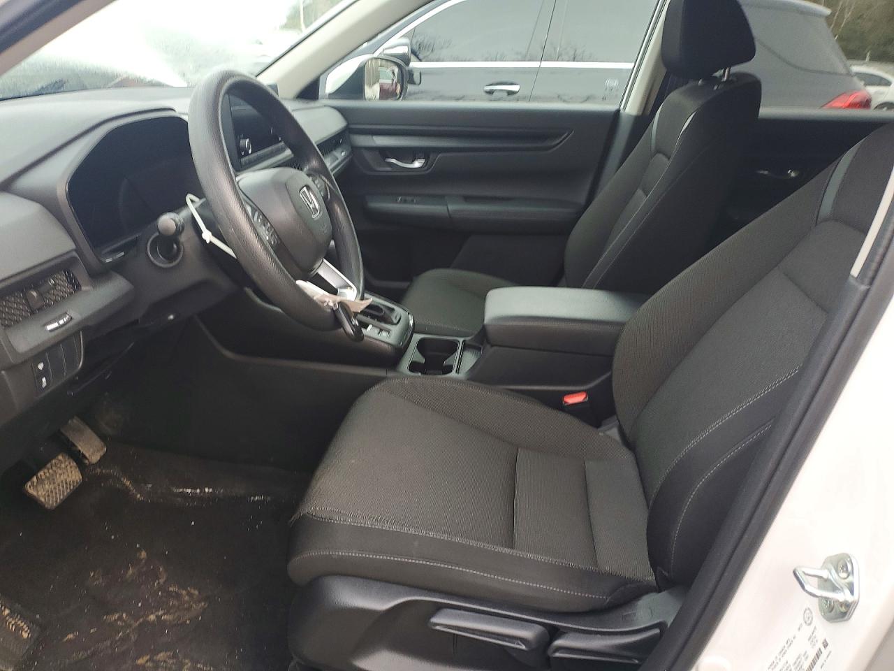 2024 HONDA CR-V LX photo 13