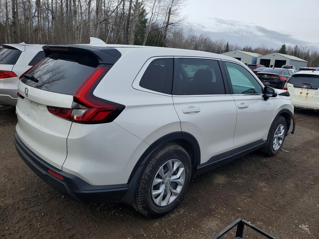 2024 HONDA CR-V LX photo 5