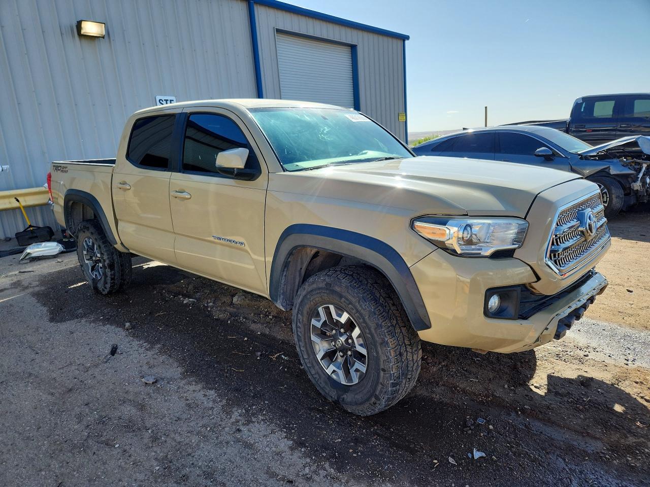 2017 TOYOTA TACOMA TRD OFF-ROAD photo 7
