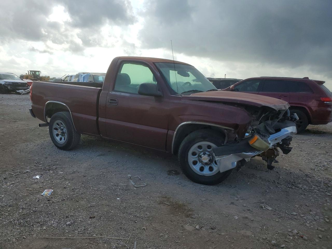 2005 CHEVROLET SILVERADO C1500 photo 4