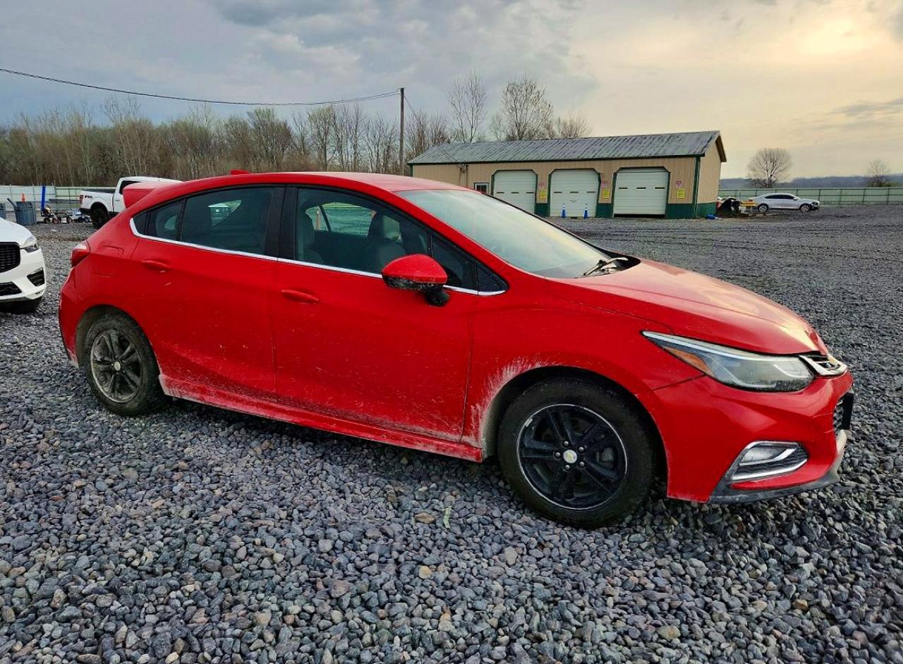2017 CHEVROLET CRUZE LT photo 10