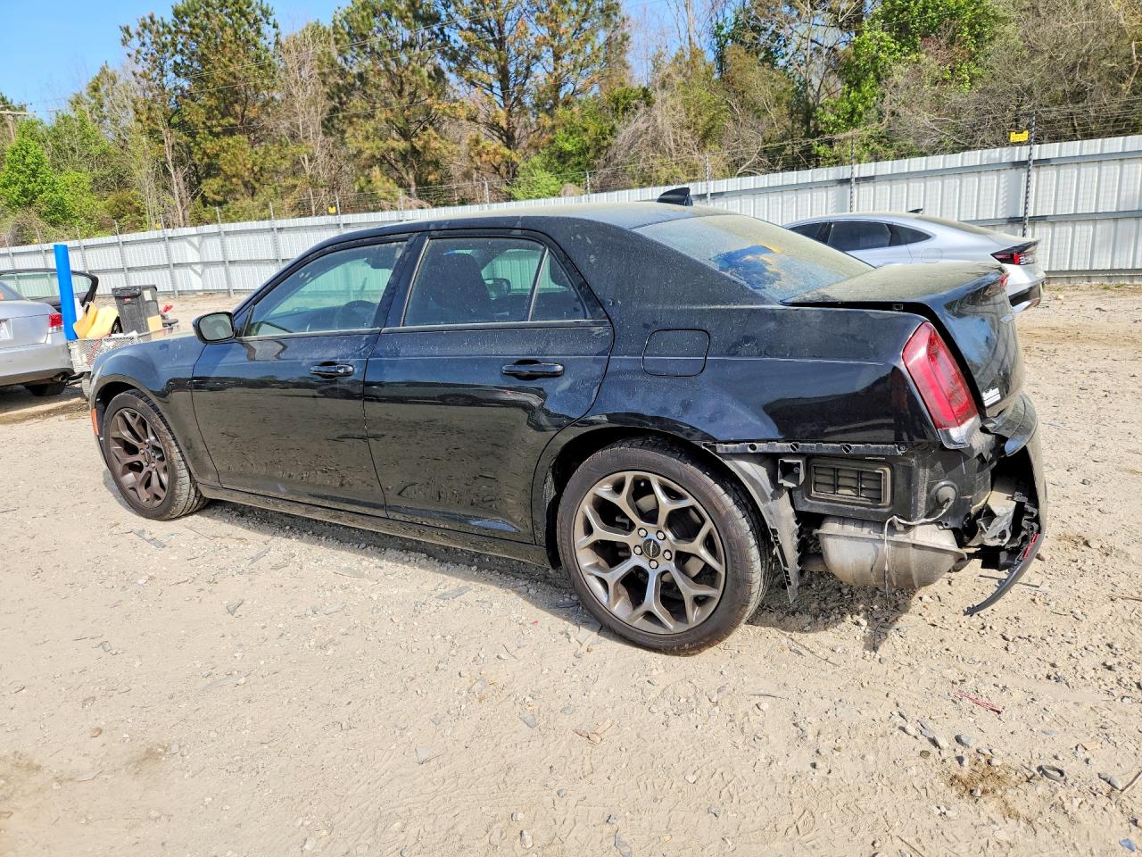 2018 CHRYSLER 300 TOURING photo 3