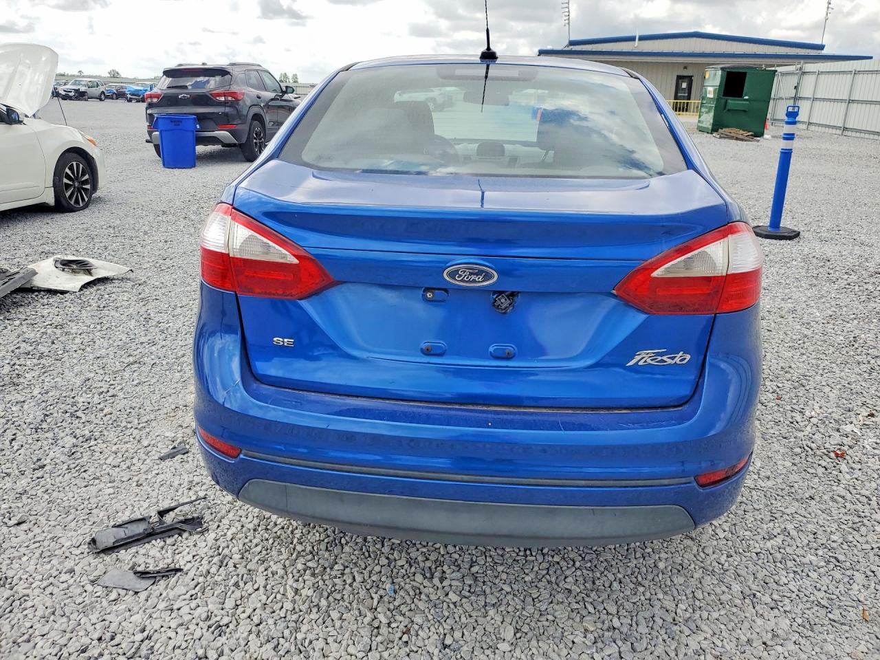 2018 FORD FIESTA SE photo 11