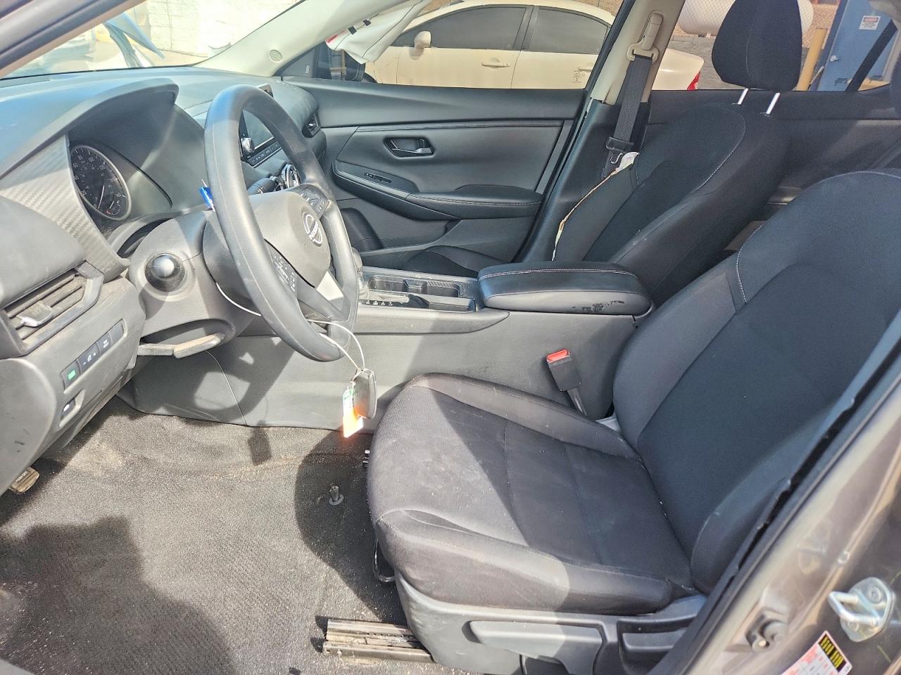 2025 NISSAN SENTRA S photo 13