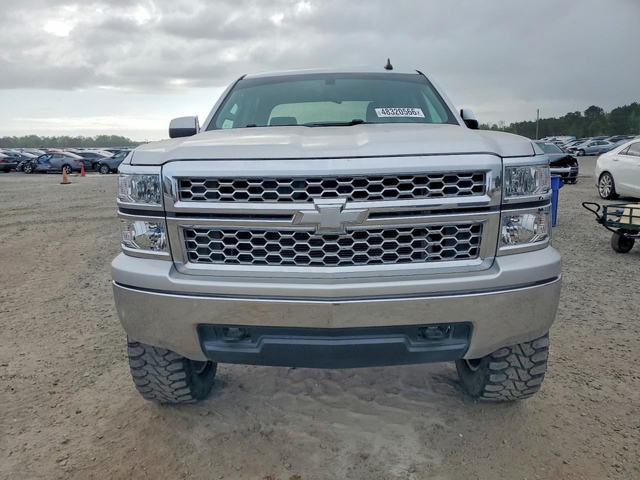 2015 CHEVROLET SILVERADO K1500 LT photo 9