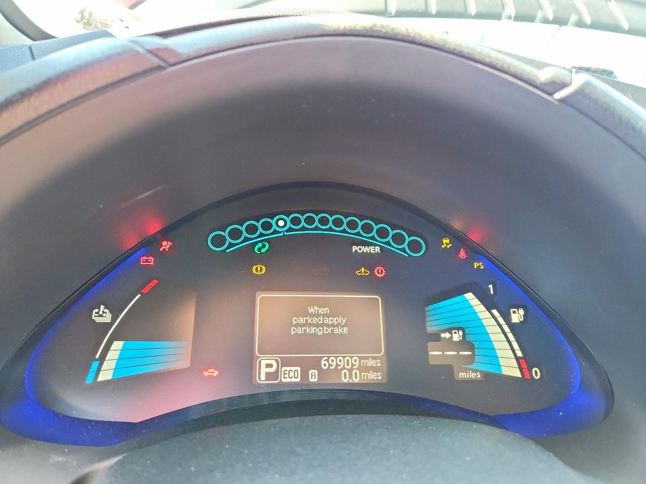 2017 NISSAN LEAF S photo 17