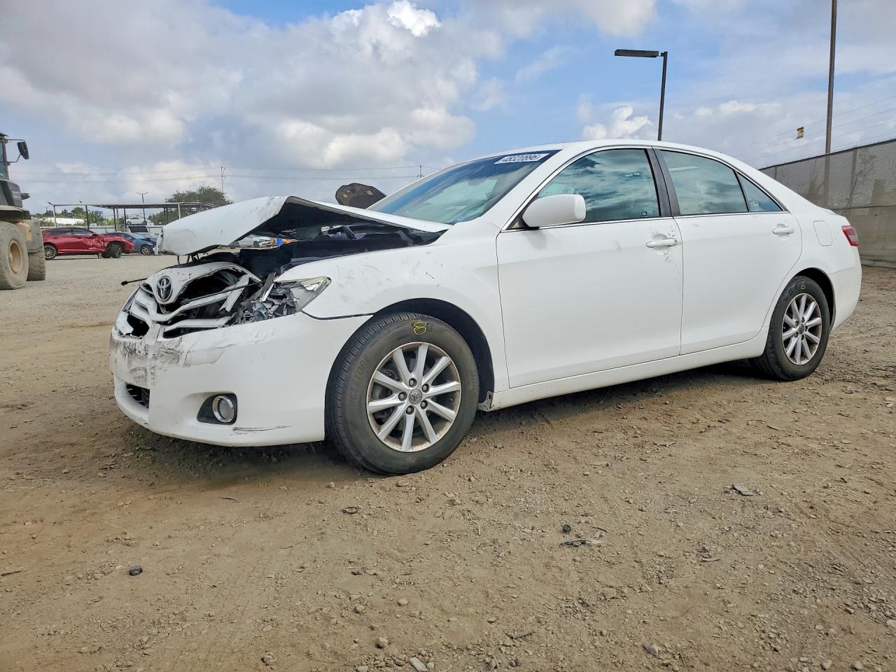 2011 TOYOTA CAMRY