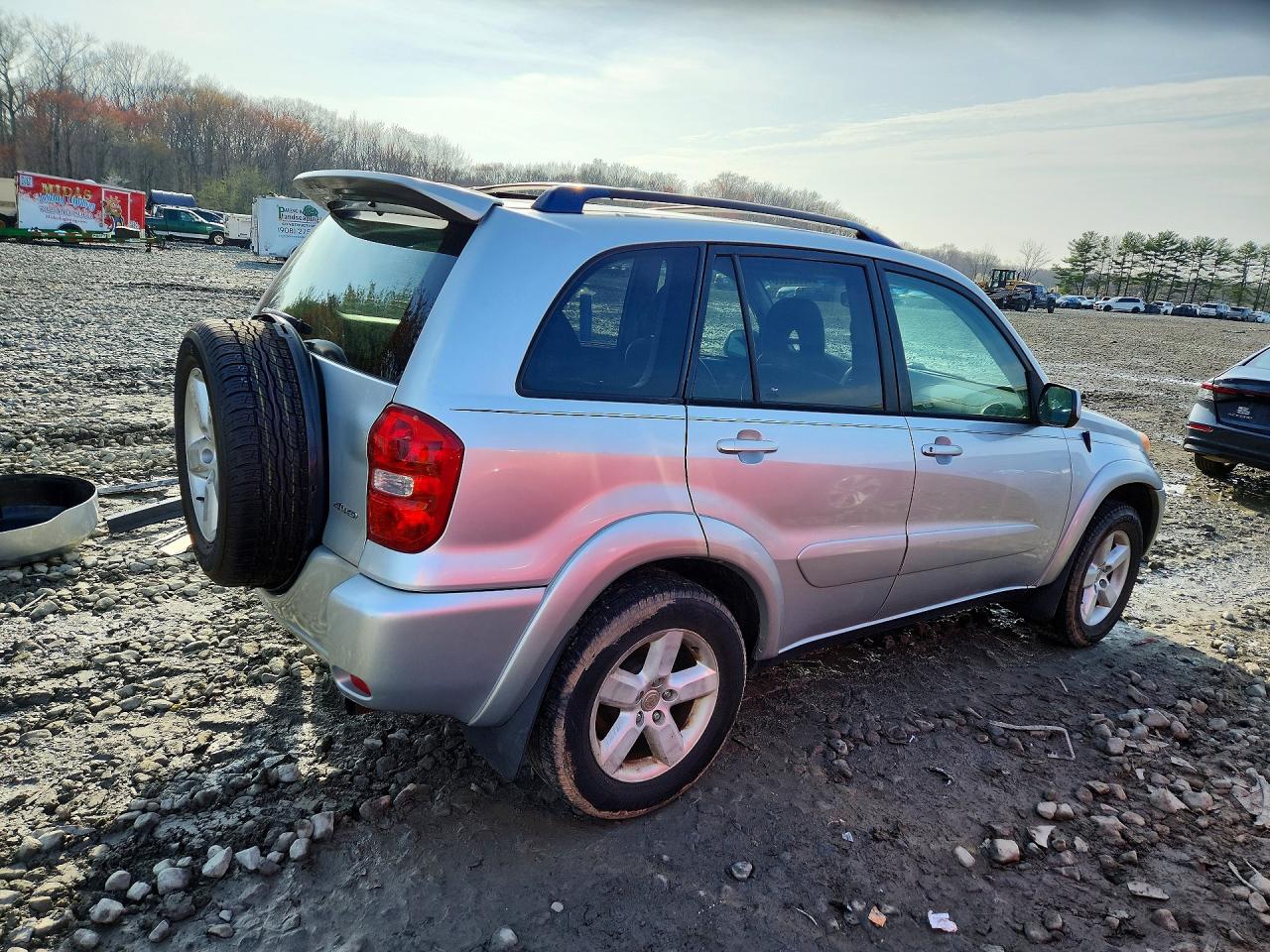 2004 TOYOTA RAV4 BASE photo 5