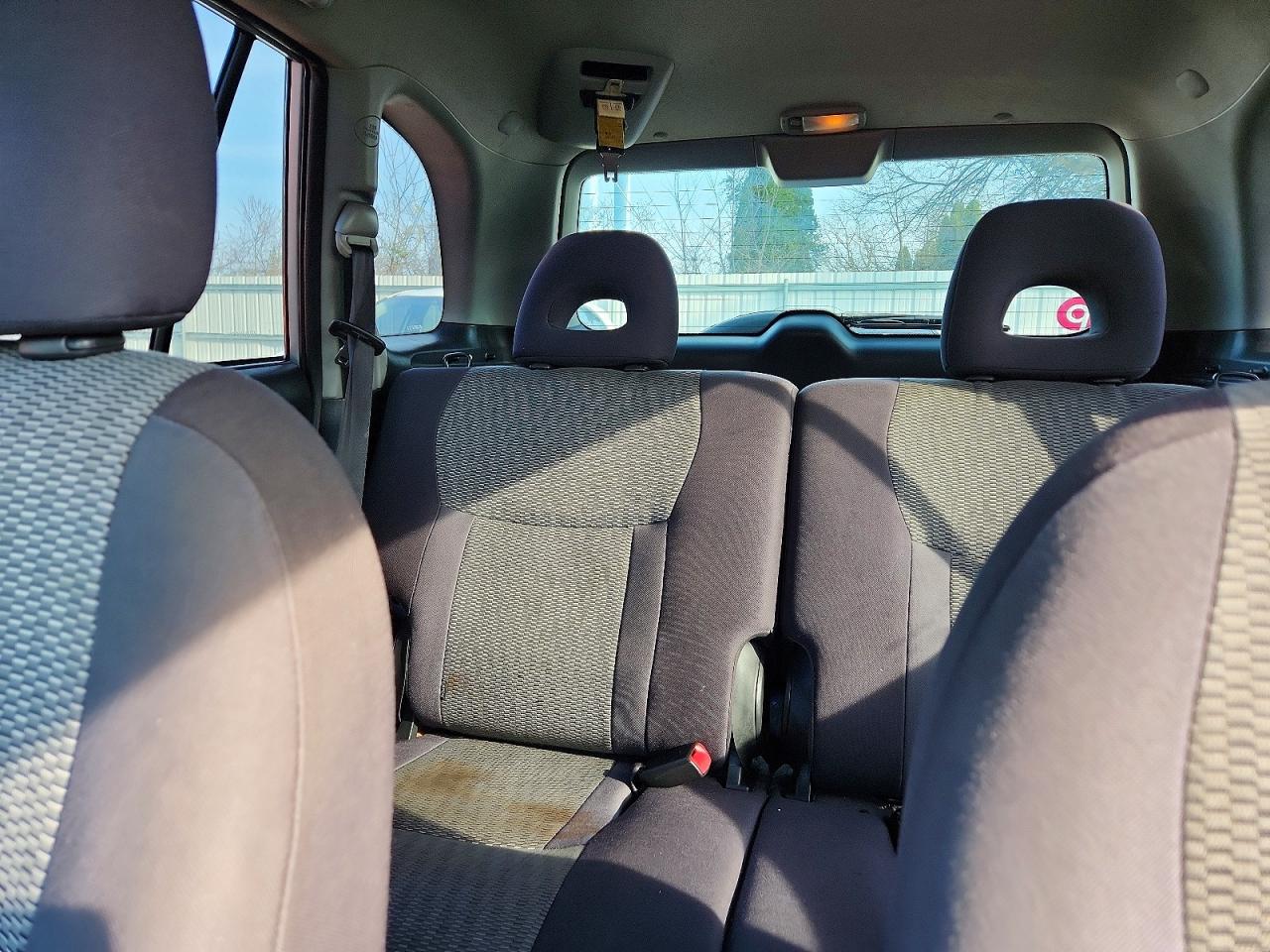 2004 TOYOTA RAV4 BASE photo 19