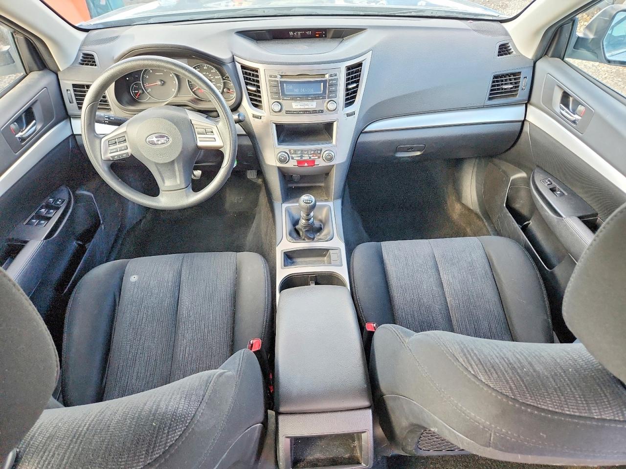 2013 SUBARU LEGACY 2.5I photo 8