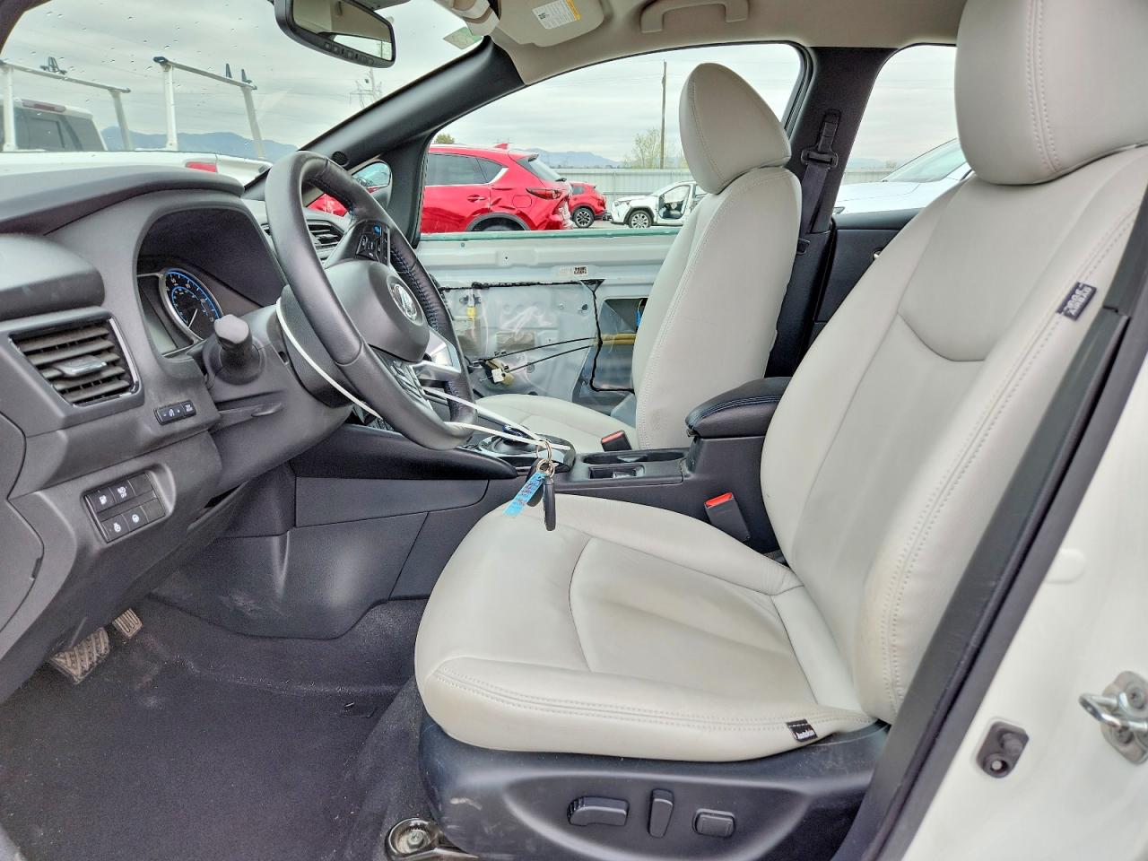 2021 NISSAN LEAF SL PLUS photo 7