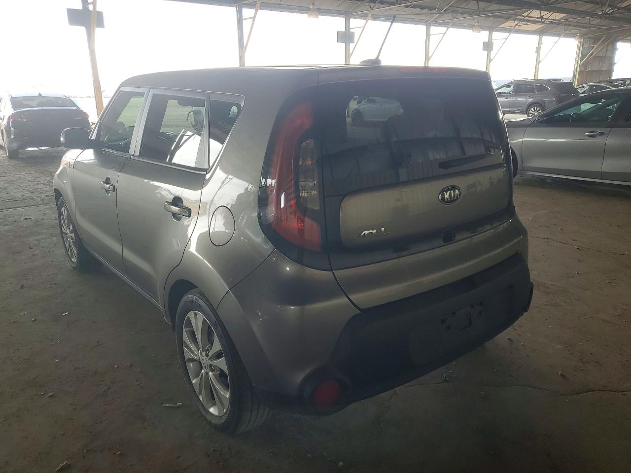 2015 KIA SOUL photo 2