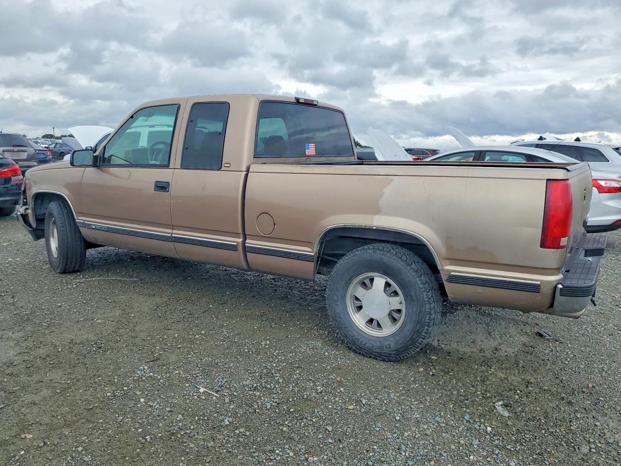 1997 CHEVROLET GMT-400 C1500 photo 4
