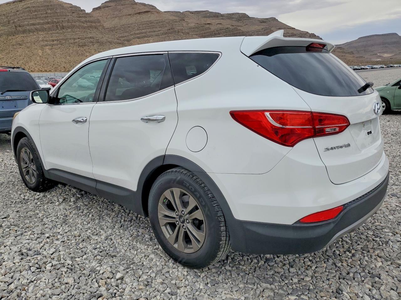 2015 HYUNDAI SANTA FE SPORT 2.4L photo 2