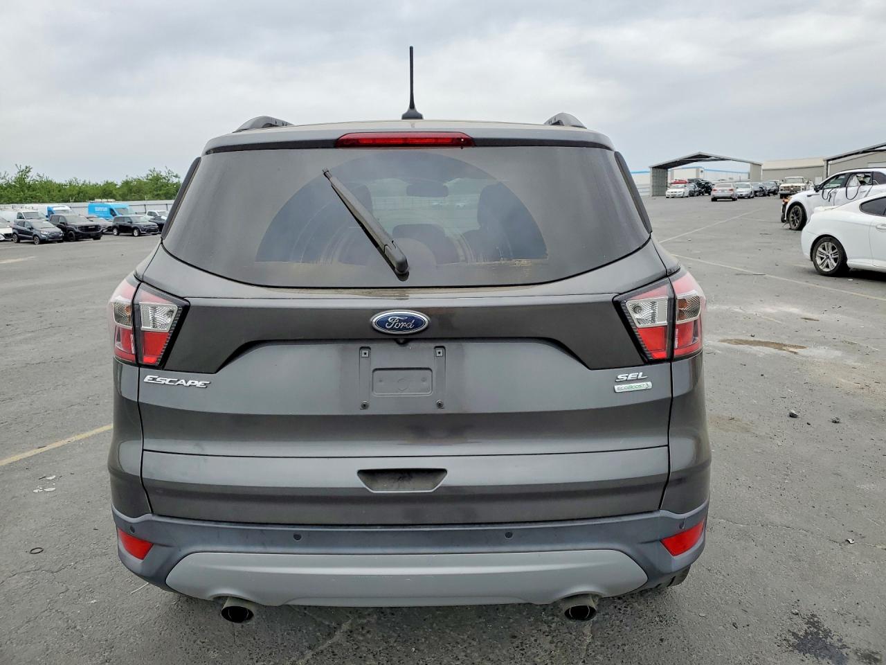 2018 FORD ESCAPE SEL photo 11