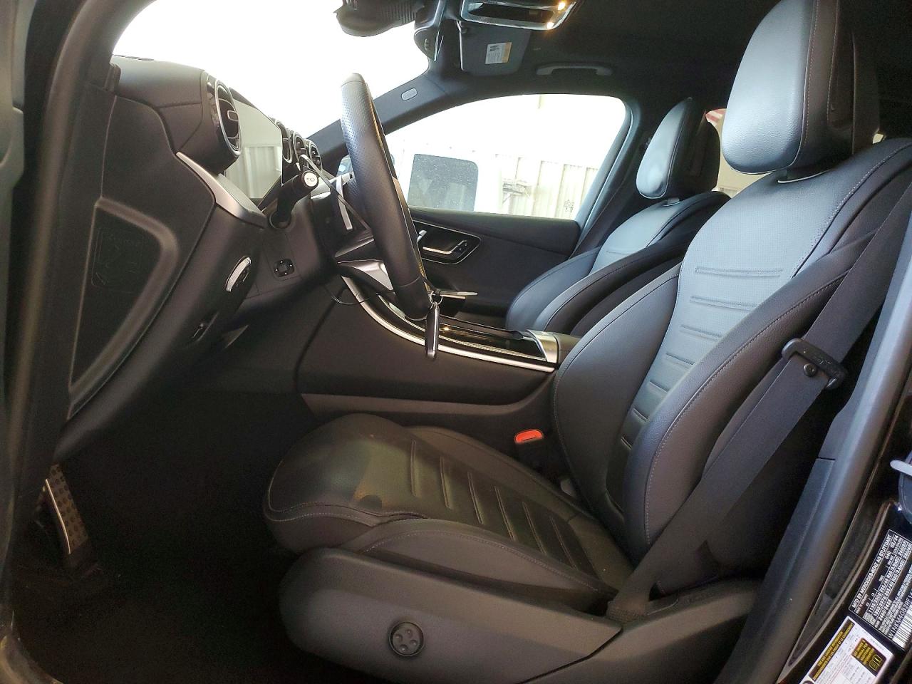 2024 MERCEDES-BENZ GLC 300 photo 13