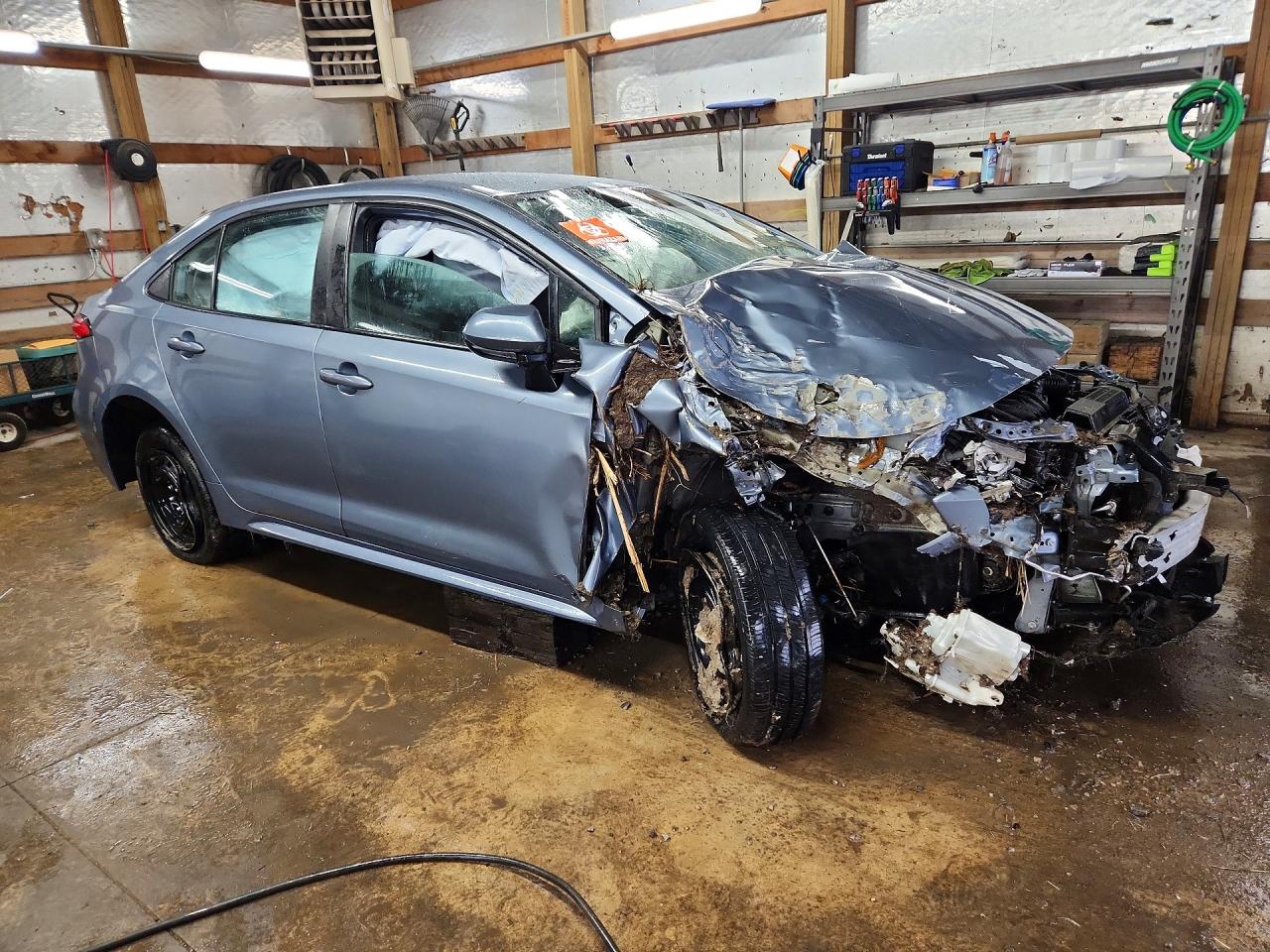 2021 TOYOTA COROLLA LE photo 4
