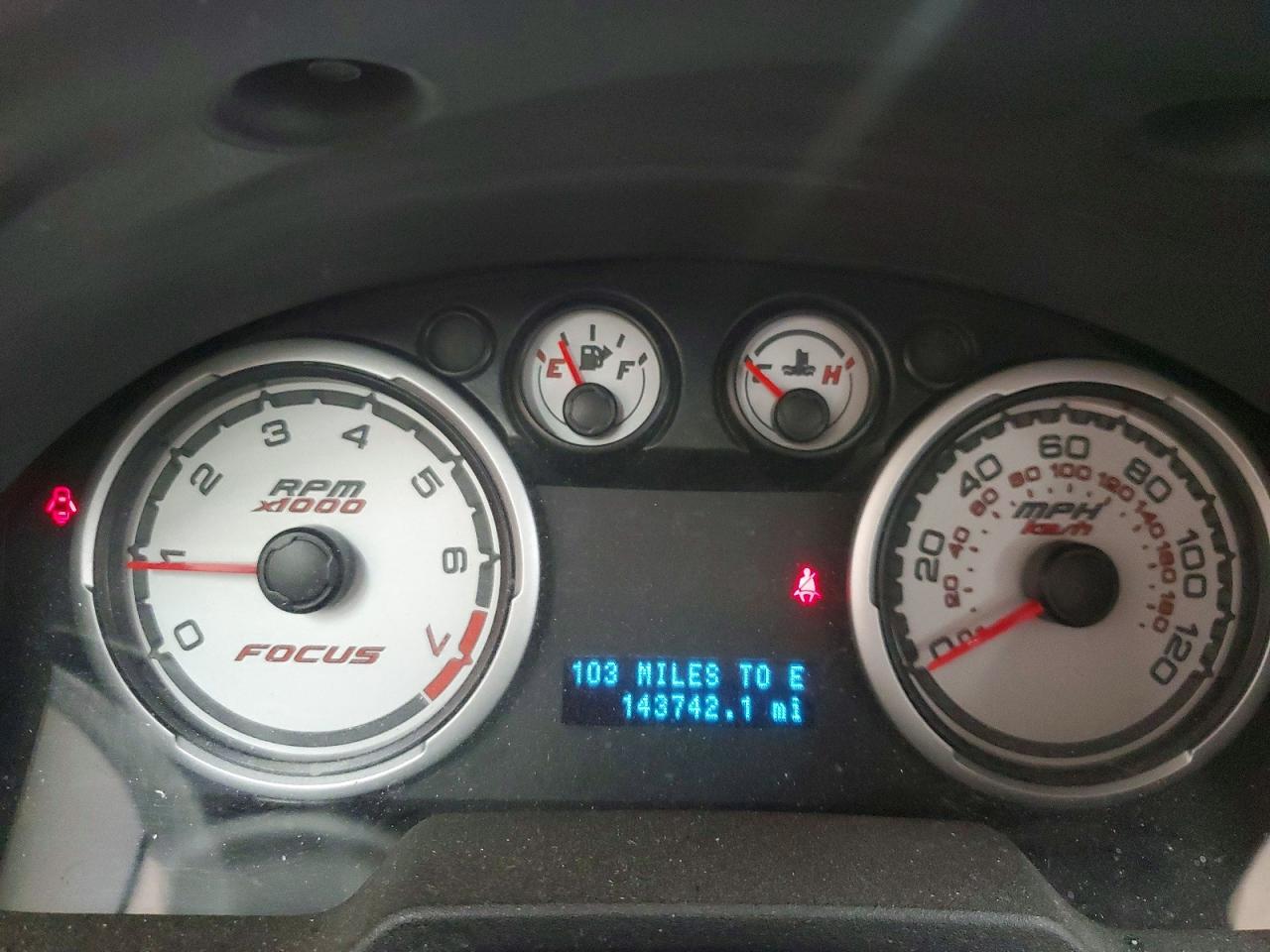 2008 FORD FOCUS SE photo 9