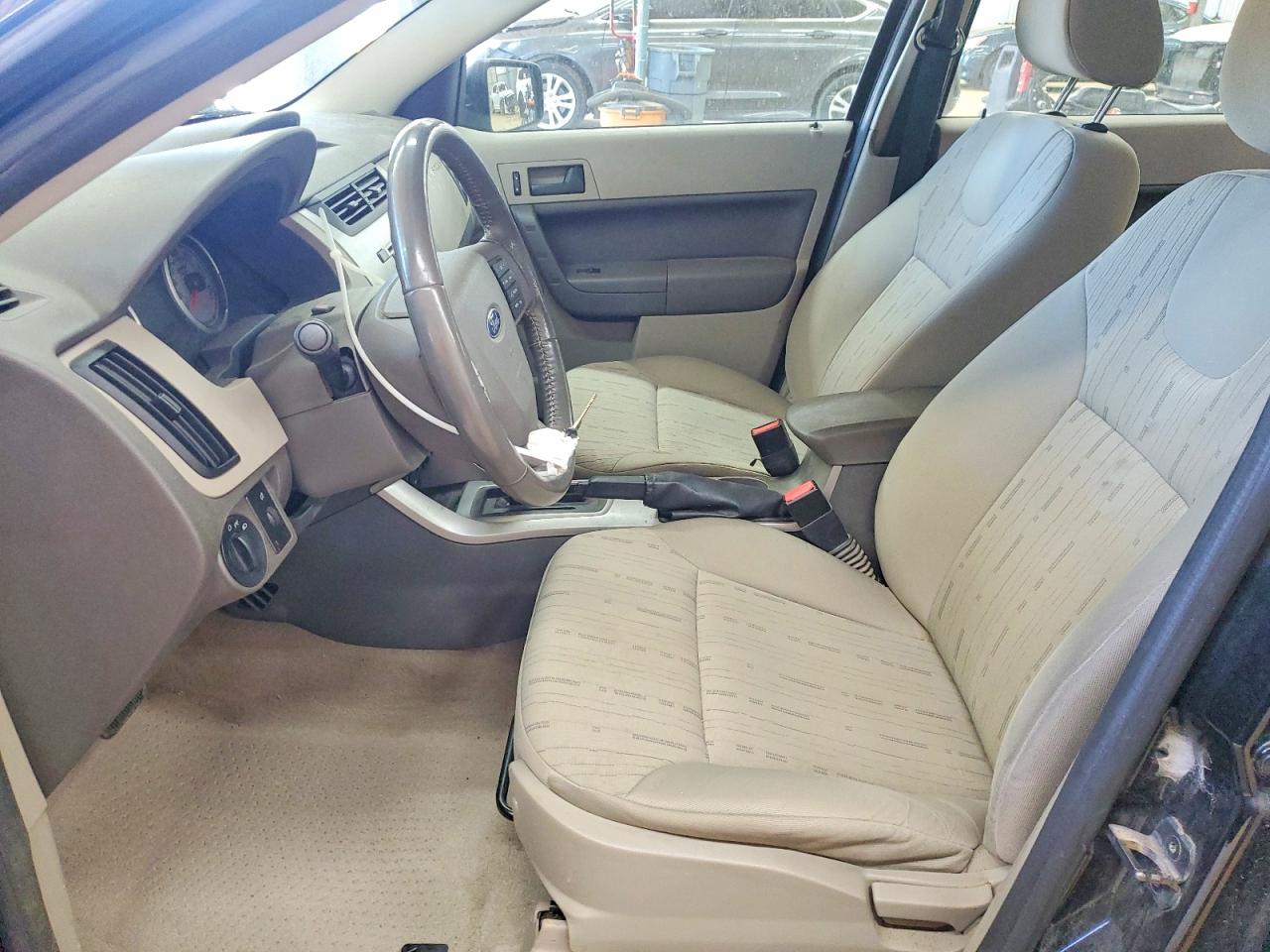 2008 FORD FOCUS SE photo 7