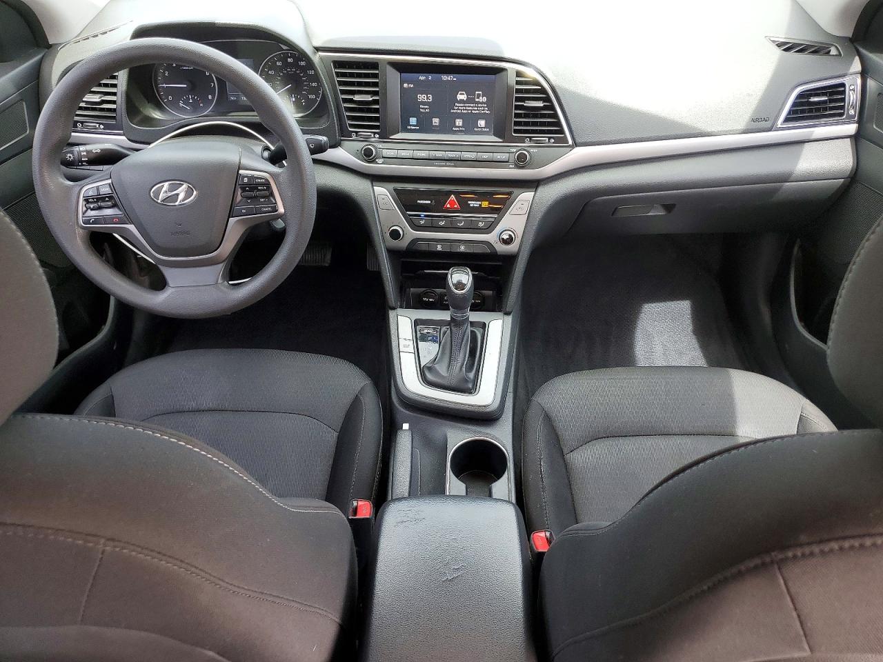 2018 HYUNDAI ELANTRA SEL photo 8