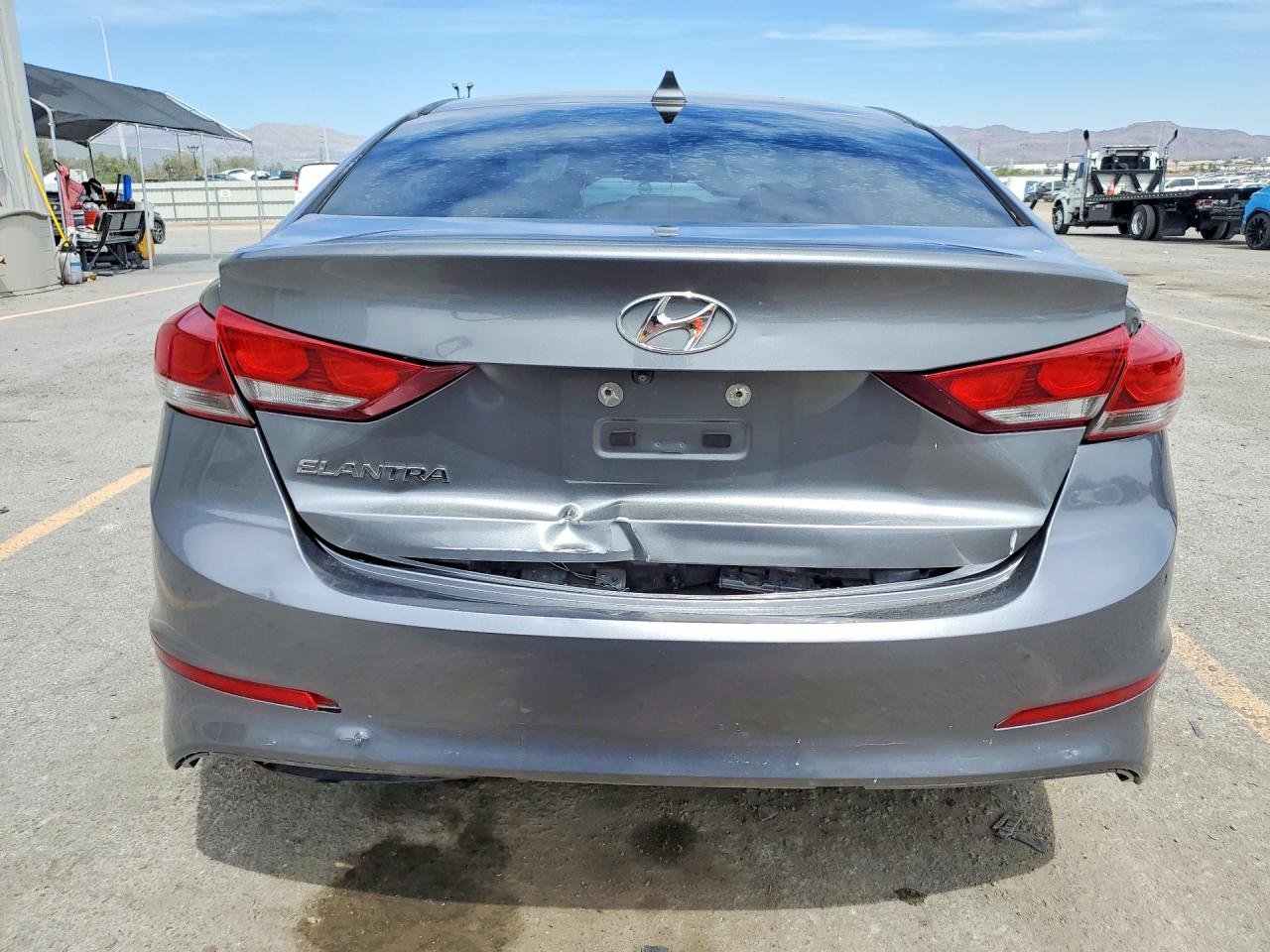 2018 HYUNDAI ELANTRA SEL photo 6