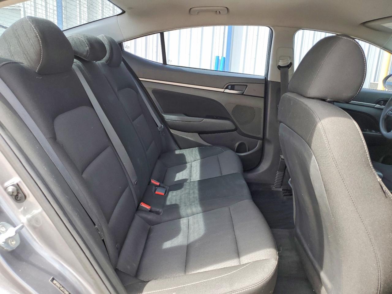 2018 HYUNDAI ELANTRA SEL photo 10