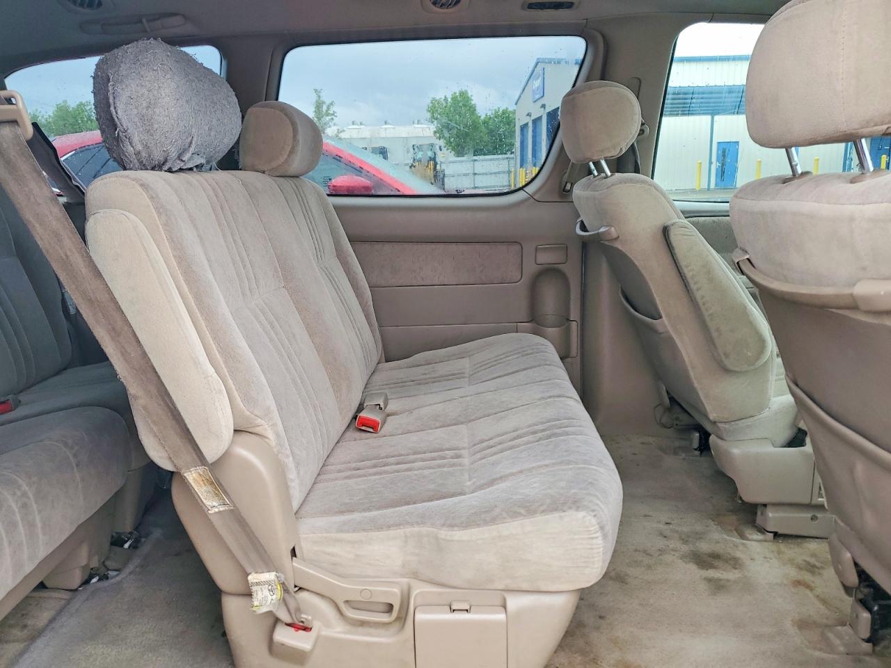 1998 TOYOTA SIENNA LE photo 31