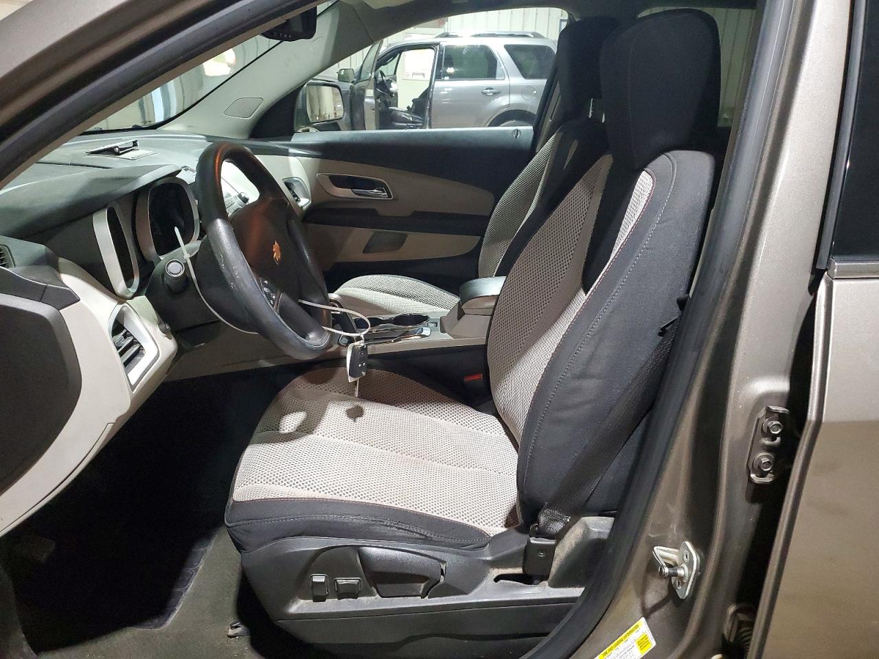2010 CHEVROLET EQUINOX LT photo 13