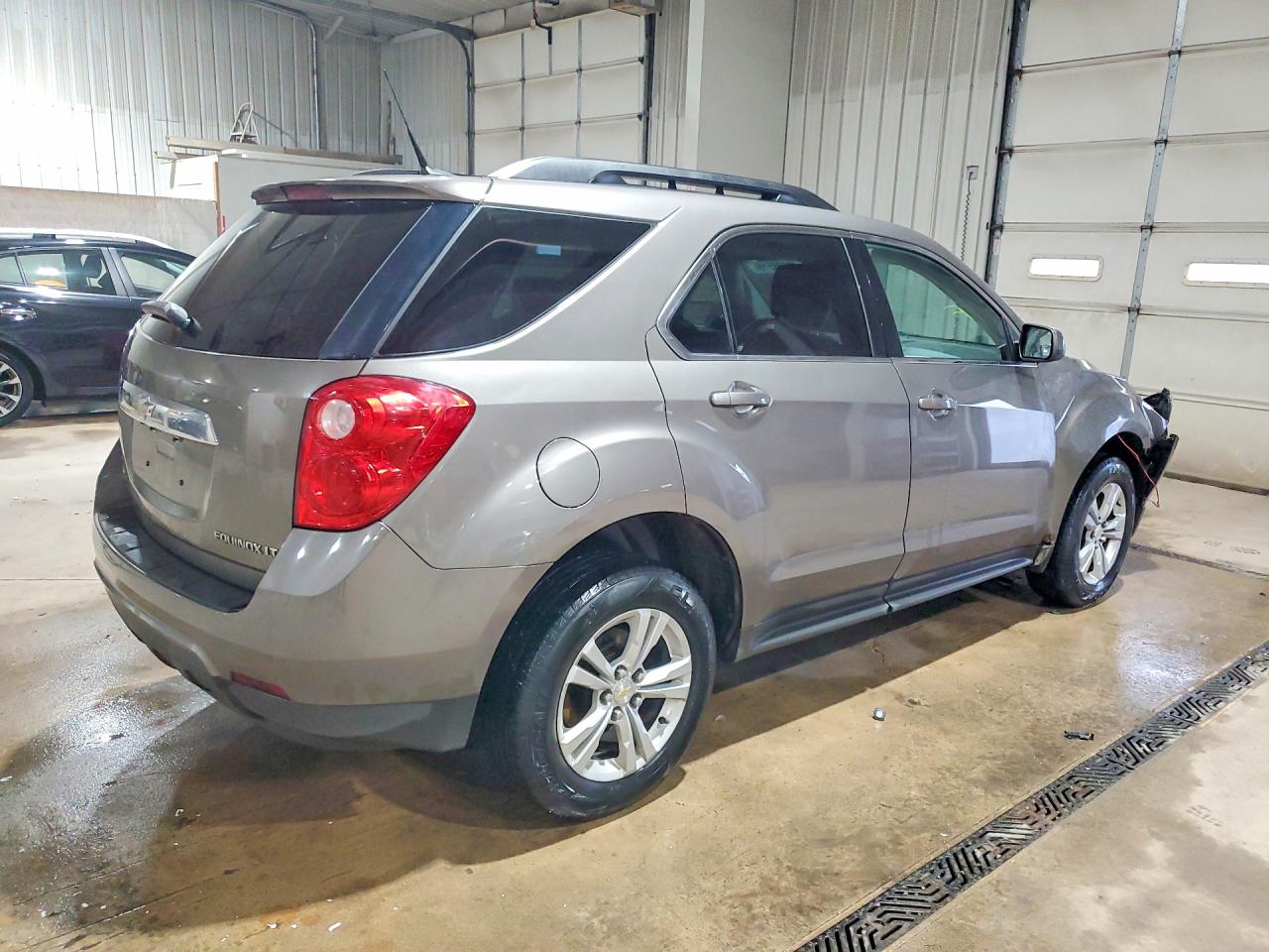 2010 CHEVROLET EQUINOX LT photo 5
