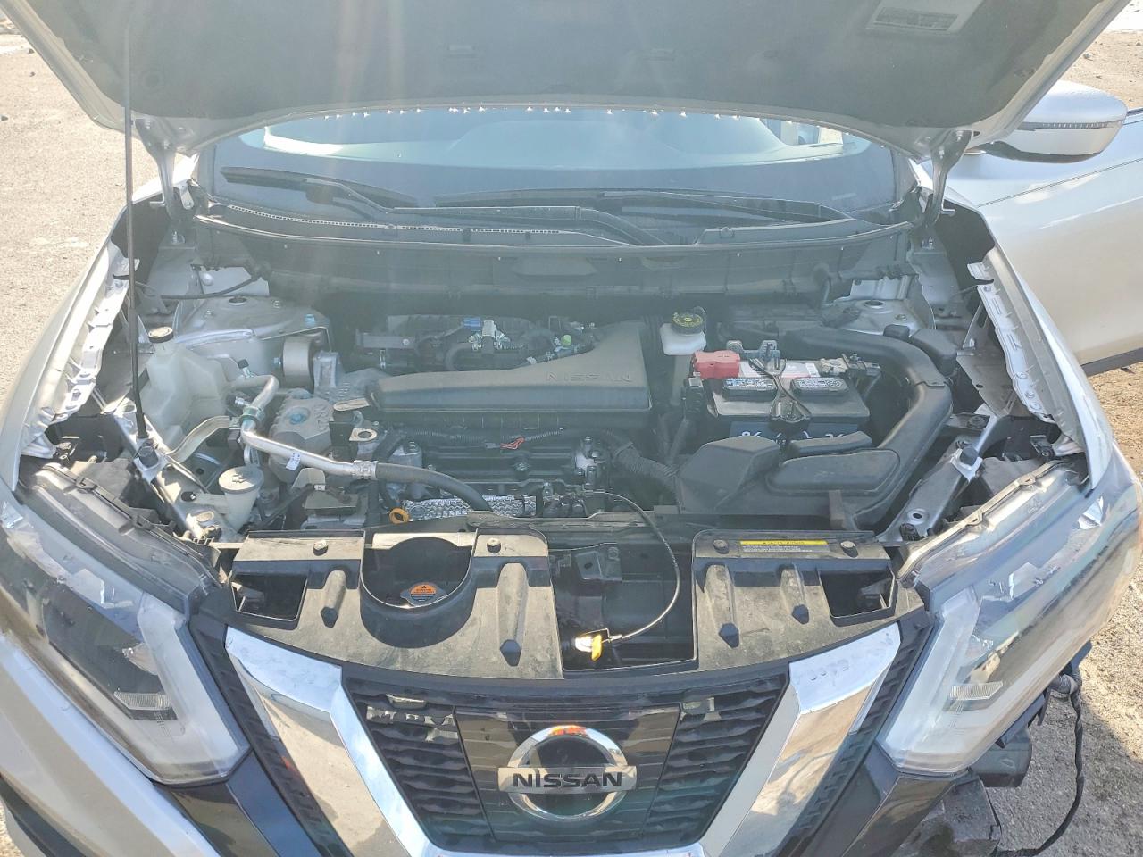 2017 NISSAN ROGUE SV photo 23