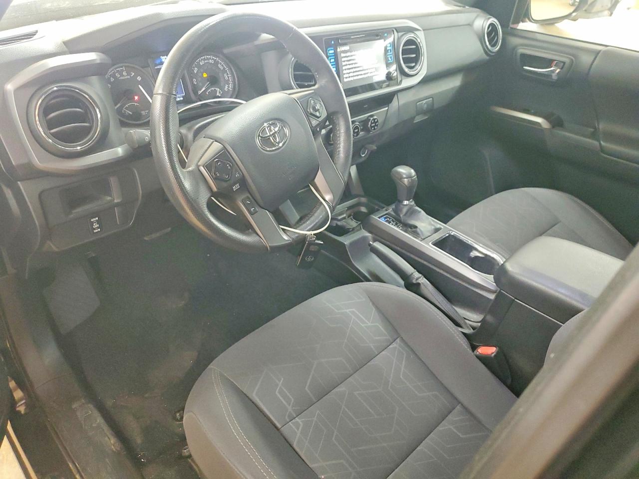 2017 TOYOTA TACOMA TRD SPORT photo 8
