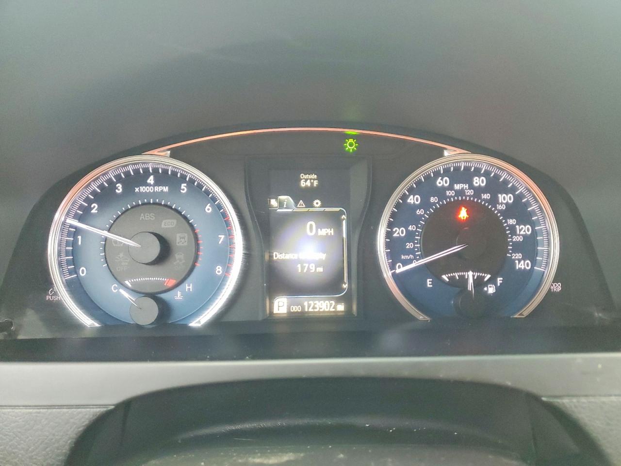 2017 TOYOTA CAMRY LE photo 17