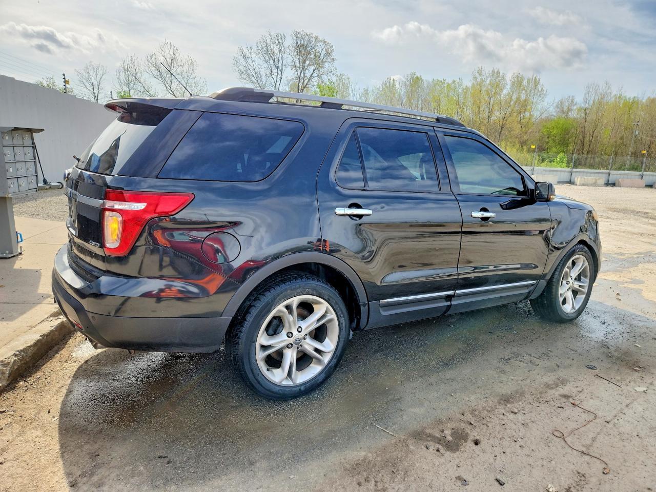 2011 FORD EXPLORER LIMITED photo 5
