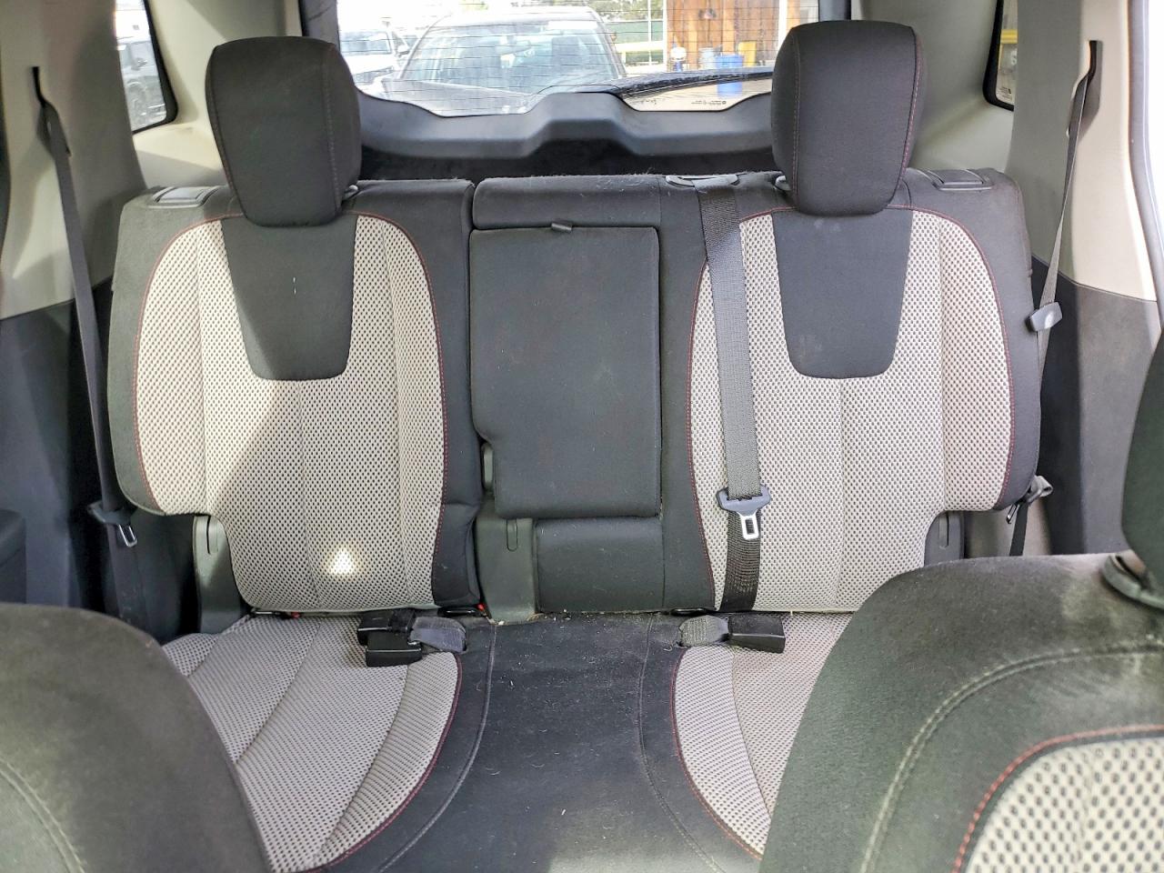 2012 GMC TERRAIN SLE photo 10