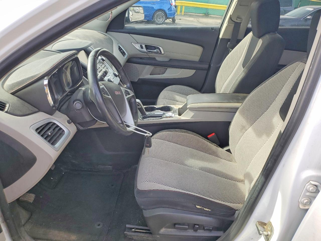 2012 GMC TERRAIN SLE photo 7