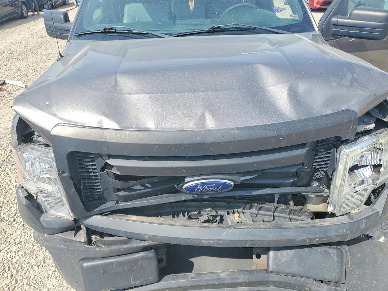 2014 FORD F150 photo 31