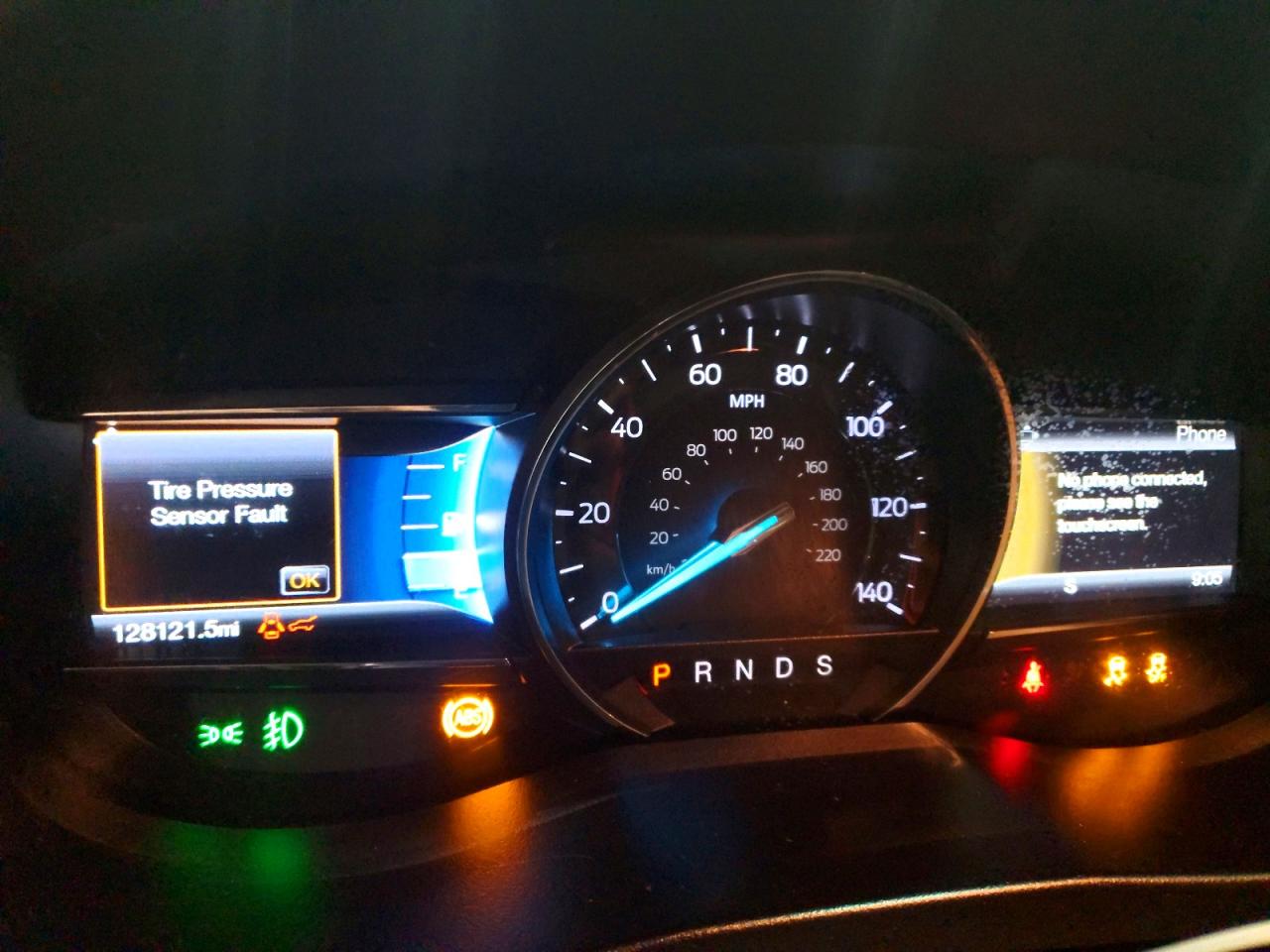2017 FORD EXPLORER XLT photo 25