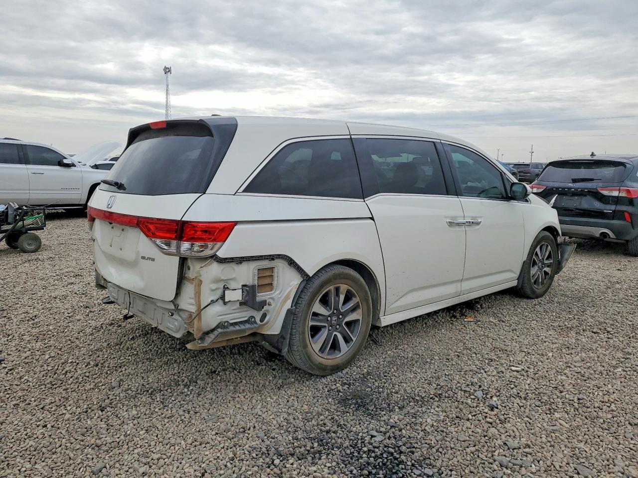 2016 HONDA ODYSSEY TOURING photo 7