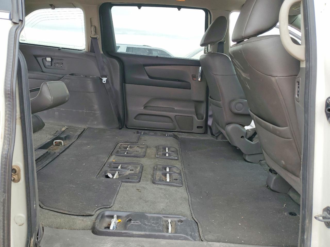 2016 HONDA ODYSSEY TOURING photo 31