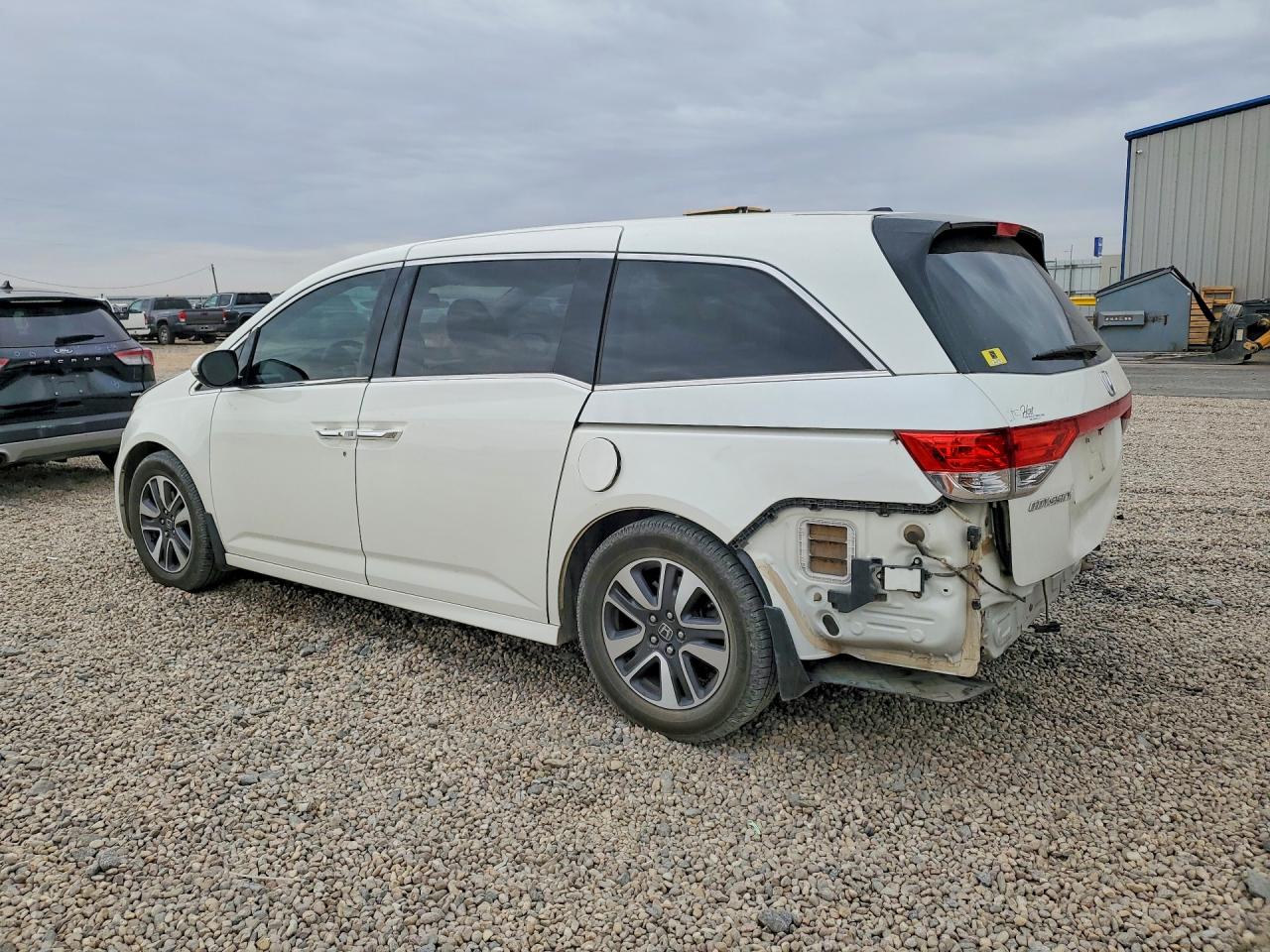 2016 HONDA ODYSSEY TOURING photo 4